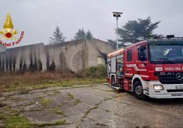 incendio capannone Casa del Diavolo