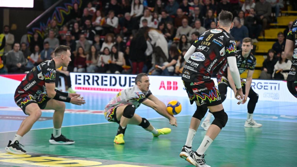 Sir Susa Vim PERUGIA vs Itas TRENTINO, 16ª giornata (5ª di ritorno) regular season Superlega Credem Banca - Campionato italiano di Pallavolo Maschile - Volley Volleyball at PalaBarton Perugia IT, 12 gennaio 2025. Photo 2025 Michele Benda