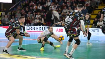 Sir Susa Vim PERUGIA vs Itas TRENTINO, 16ª giornata (5ª di ritorno) regular season Superlega Credem Banca - Campionato italiano di Pallavolo Maschile - Volley Volleyball at PalaBarton Perugia IT, 12 gennaio 2025. Photo 2025 Michele Benda