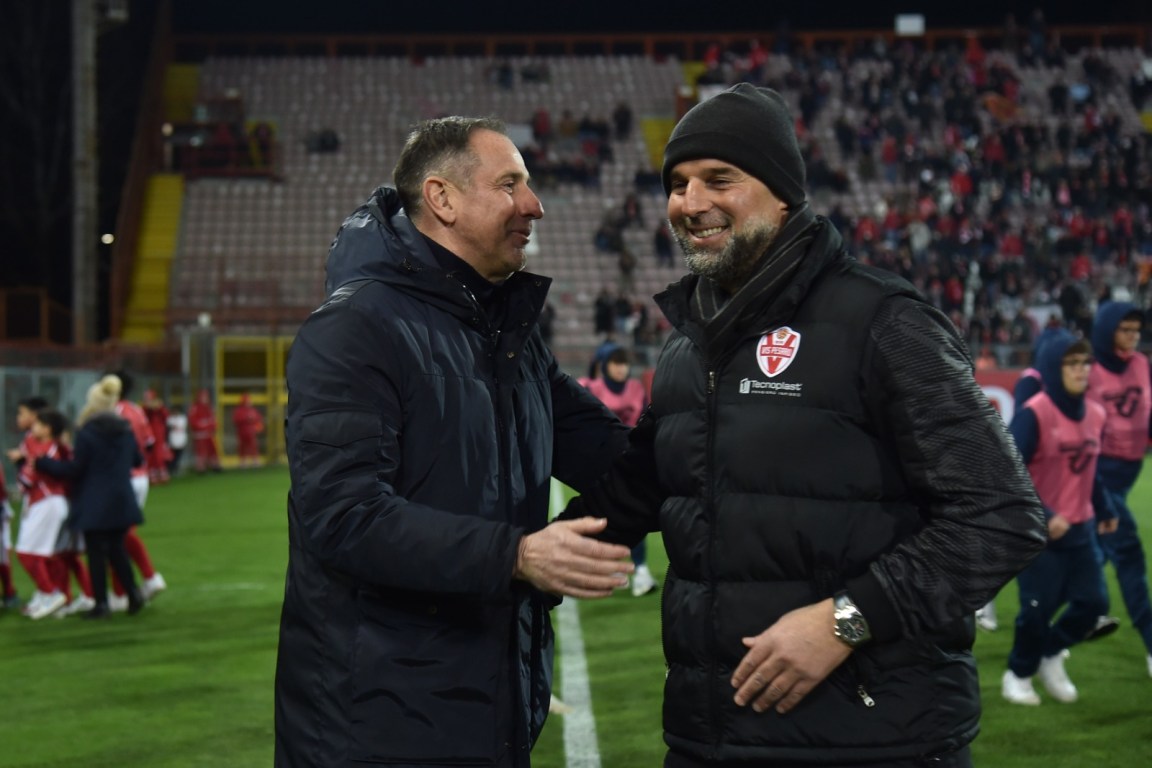 Perugia-Vis Pesaro l'incontro tra Zauli e Stellone 7oz.-RIPRODUZIONE VIETATA