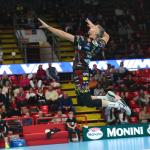 Davide CANDELLARO durante Sir Susa Vim PERUGIA vs Yuasa Battery GROTTAZZOLINA, 8ª giornata girone di andata regular season Superlega Credem Banca - Campionato italiano di Pallavolo Maschile - Volley Volleyball presso PalaBarton Perugia IT, 16 novembre 2024. [ID: 20241116/1D8A0741] Foto: Oreste Testa