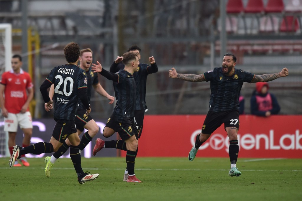 Perugia-Ternana 19 7oz.-RIPRODUZIONE VIETATA