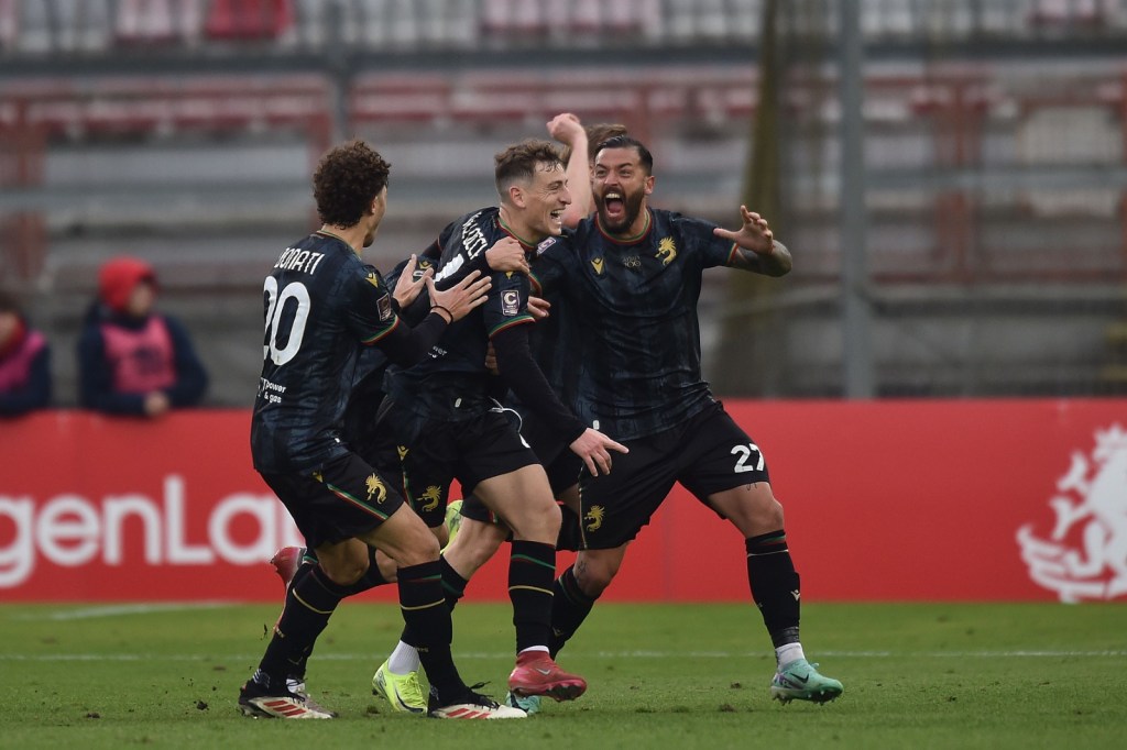 Perugia-Ternana 20 7oz.-RIPRODUZIONE VIETATA