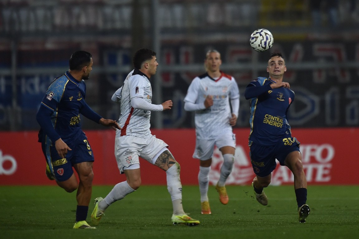 Perugia Torres 3 7oz.-RIPRODUZIONE VIETATA