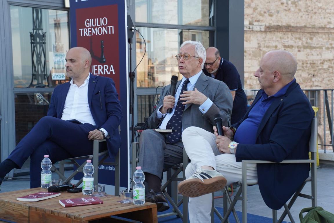 Giulio Tremonti a Perugia (foto Tommaso Benedetti)