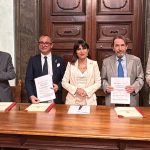 La firma a palazzo Donini (foto Tommaso Benedetti)